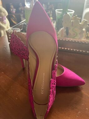 BCBGeneration Hot Pink Pointed-Toe Laser-Cut D'Orsay Heels